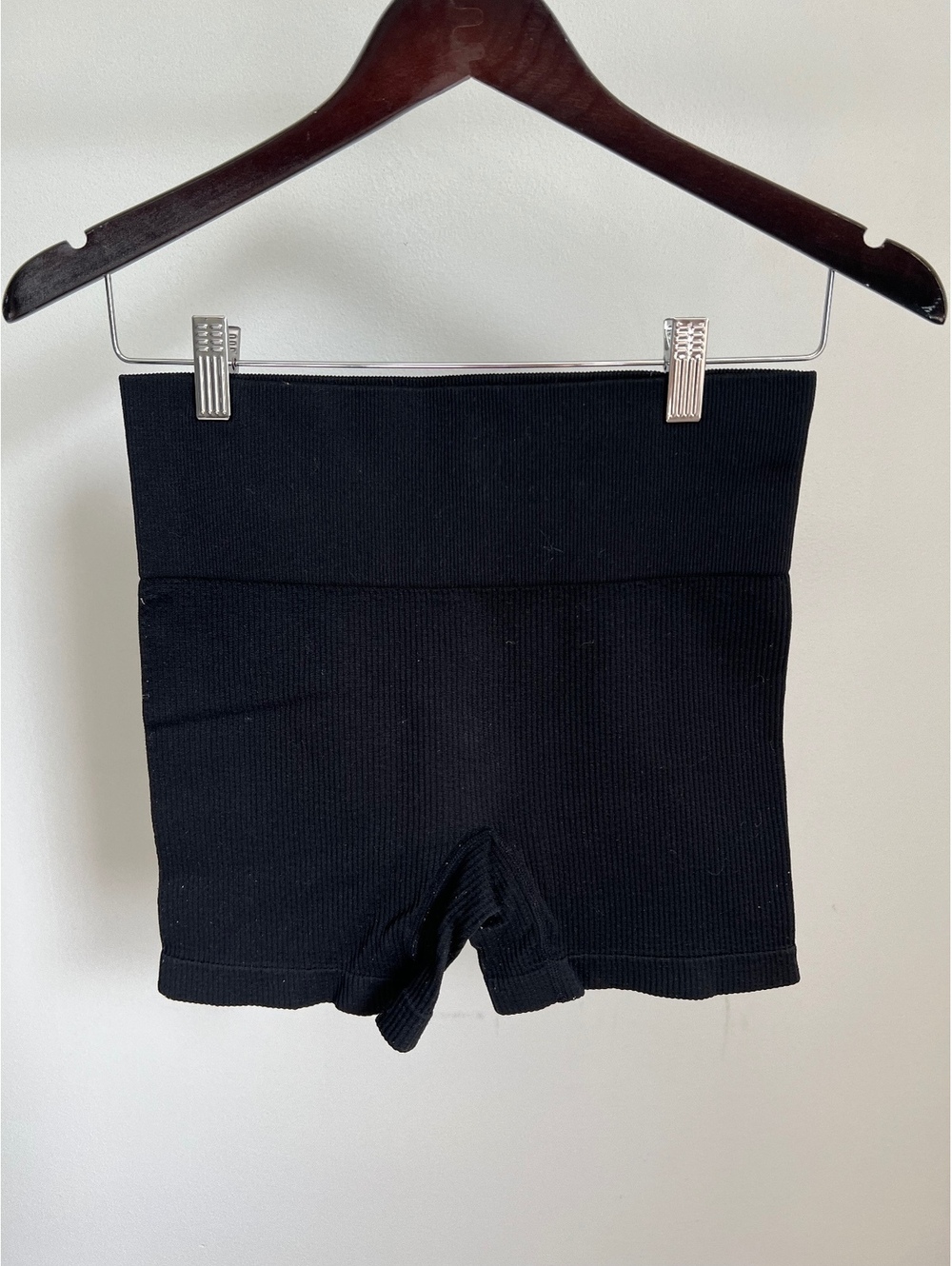Calsie Women’s Seamless Ribbed High Waist Shorts Black Size Medium Stretch